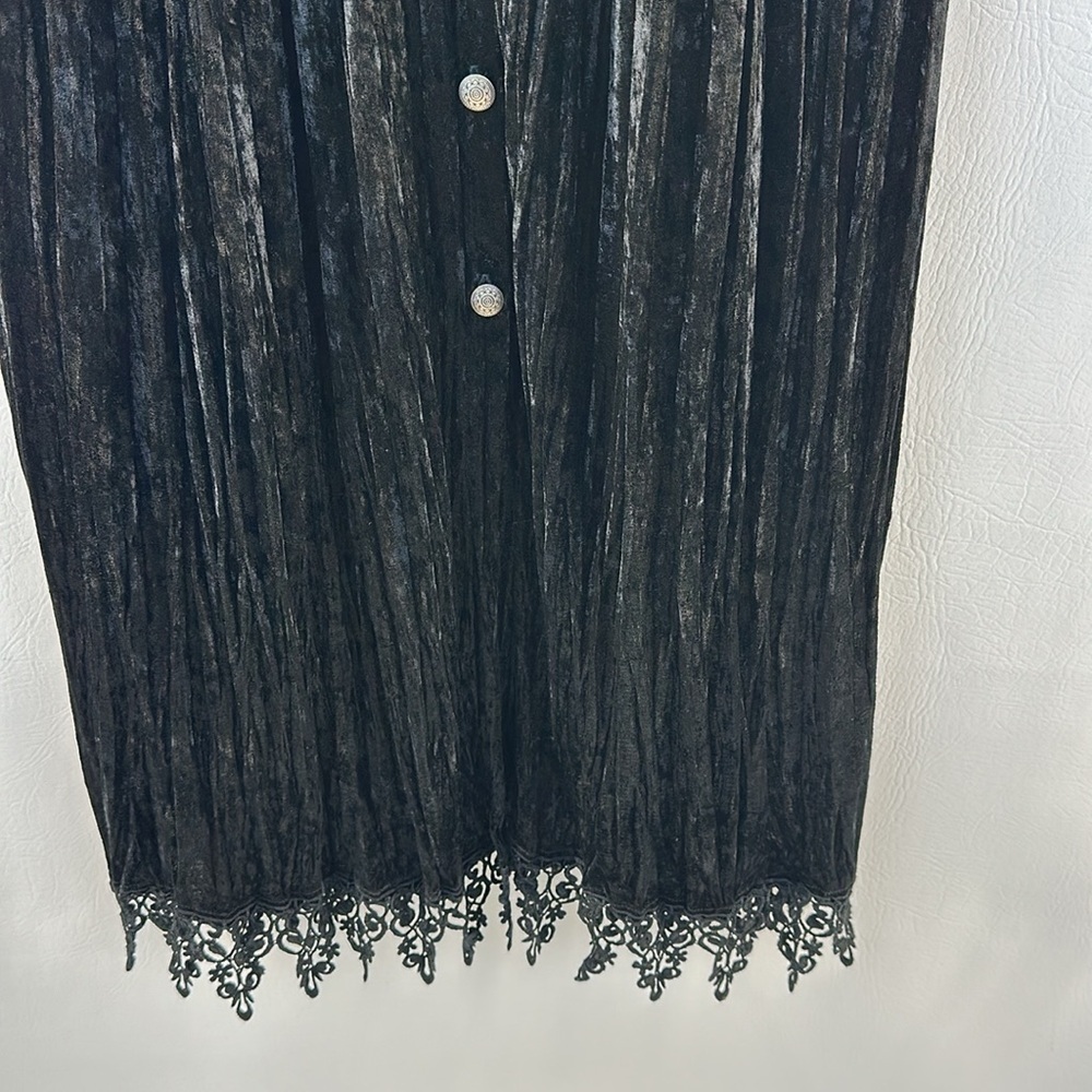 Crushed Velvet Lace Button Down
Maxi Dress - Picture 5 of 10